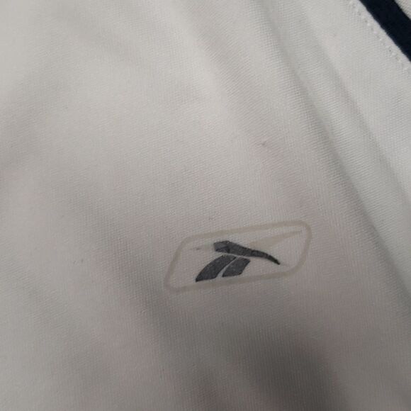 REEBOK YOUTH LONG SLEEVE POLY TEE SIZE M - Picture 3 of 5